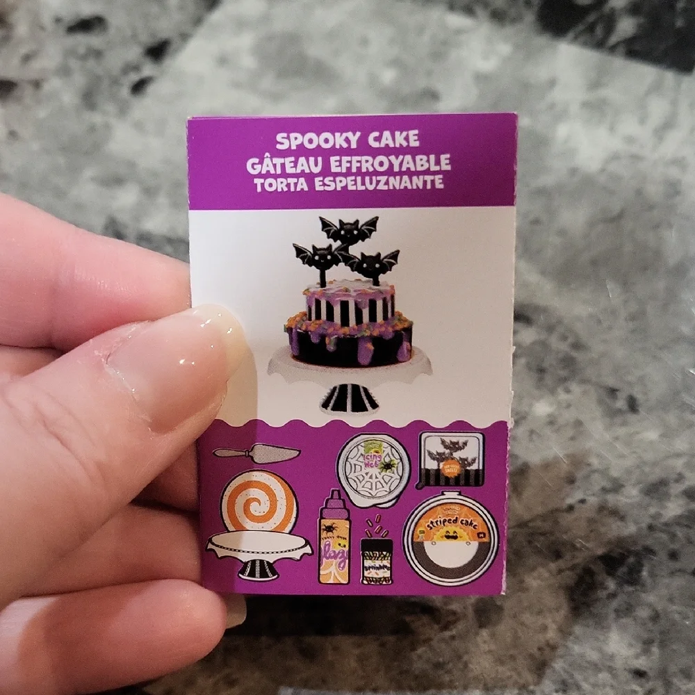 Miniverse Make It Mini Food Spooky Cake